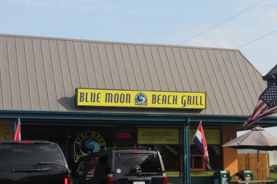 blue_moon_beach_grill_outer_banks