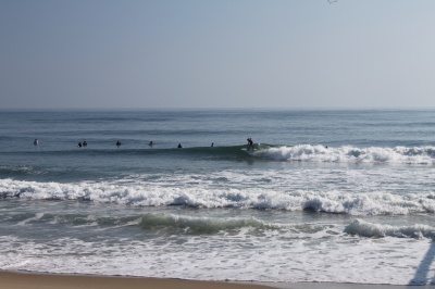 surfing_at_nags_head_fishing_pier